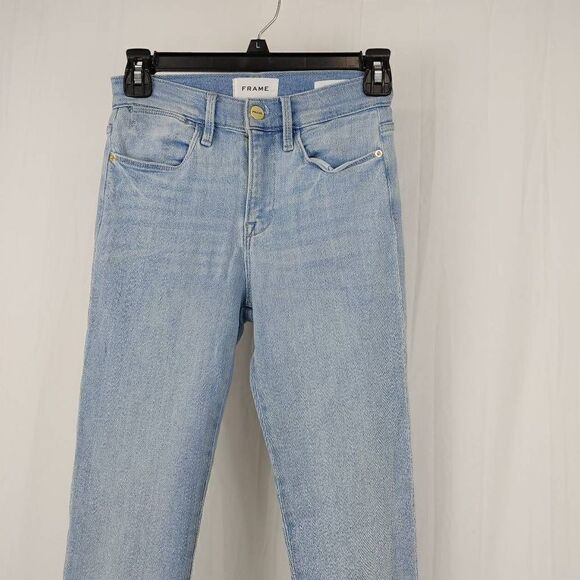 Frame Le High Skinny Jeans In Carnation Women's Size 24 Jeans.
Waist 12"
Rise 9. - Picture 7 of 10